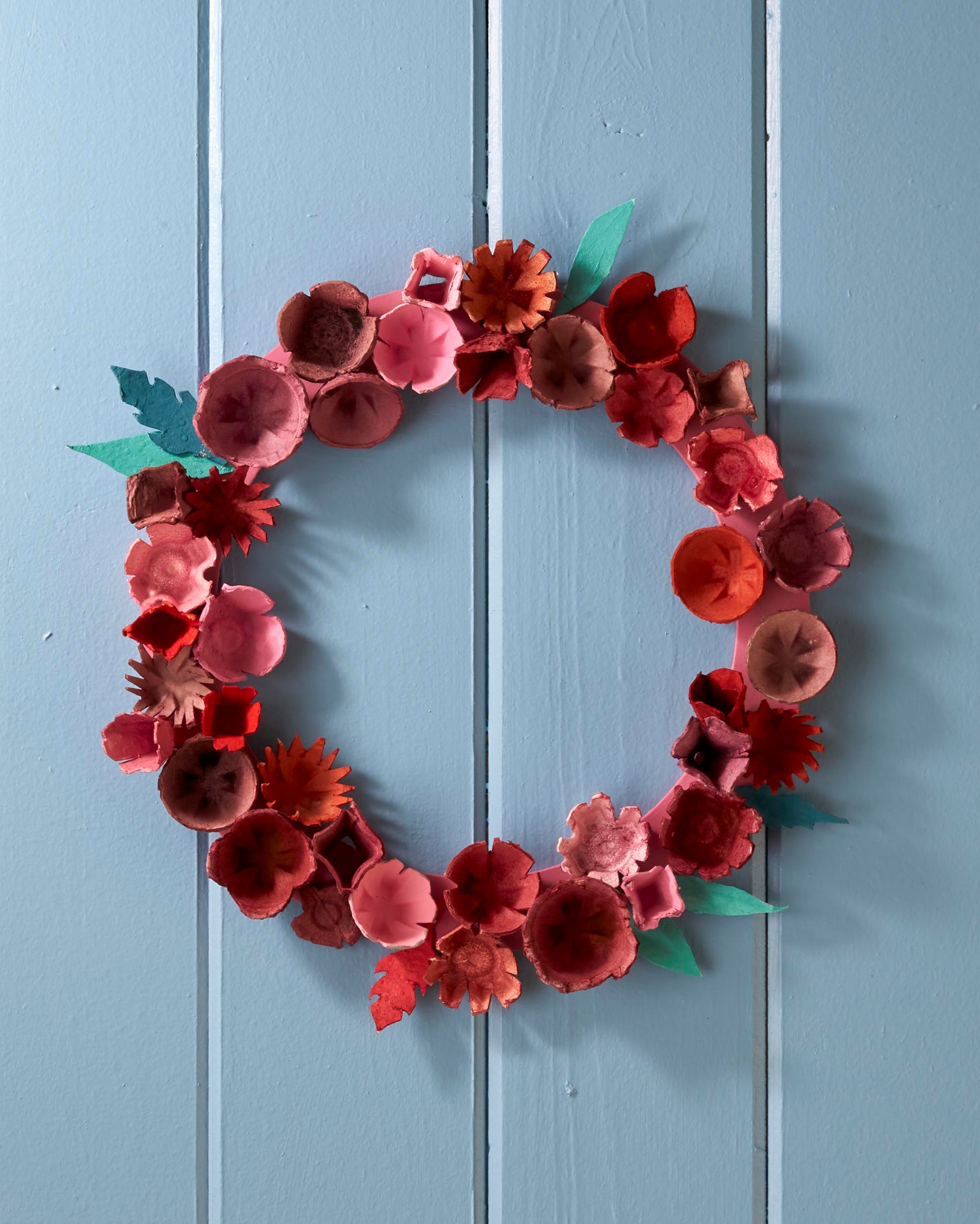 Easter wreath 11/'/' egg wreath Easter egg wreath Easter decoration Spring decor Spring wreath Paper flower wreath Paper flower egg wreath